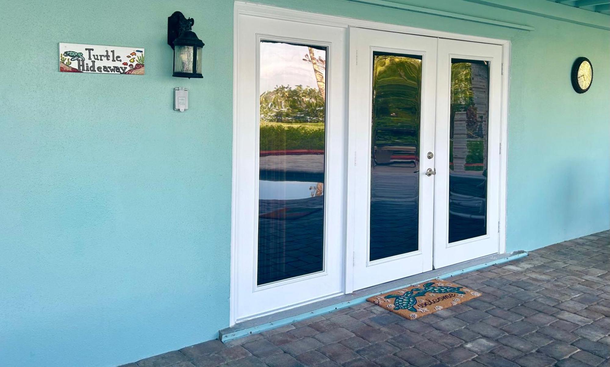 Guest Suite - Waterfront -Pool & Hot Tub- Walk To Beach Clearwater Beach Extérieur photo